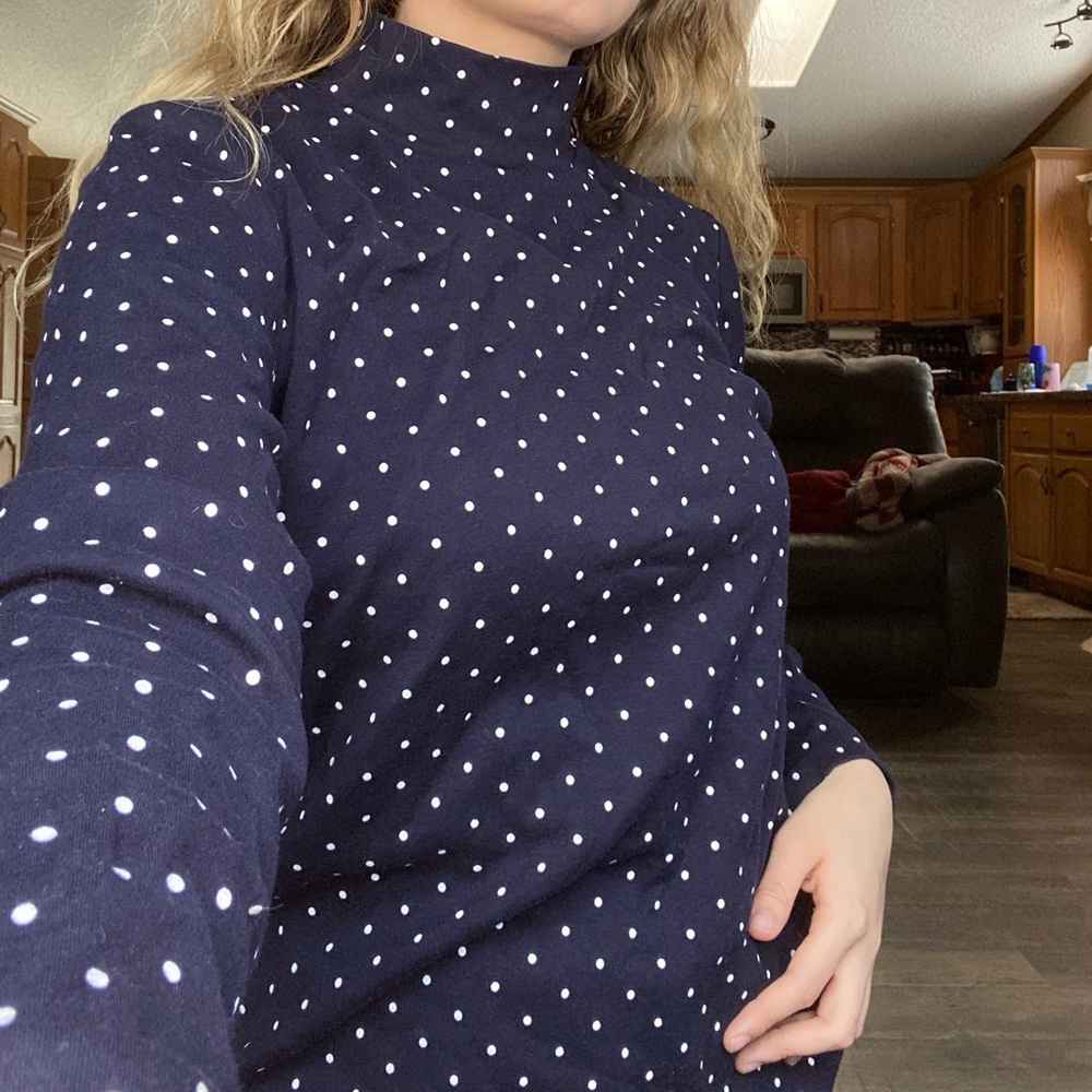 Pockadot mock neck
